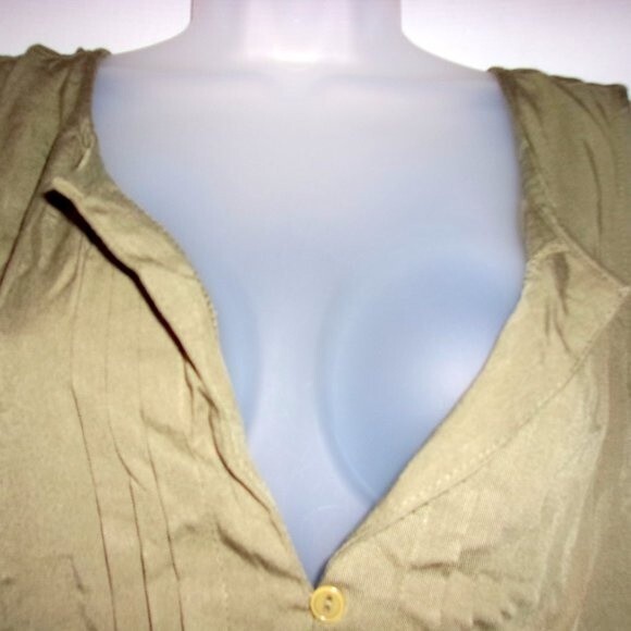 JustFab XL Olive Green Pintuck Romper NWT - Picture 11 of 12